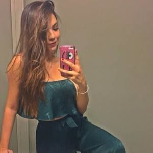 Meet your Posher, Ornella